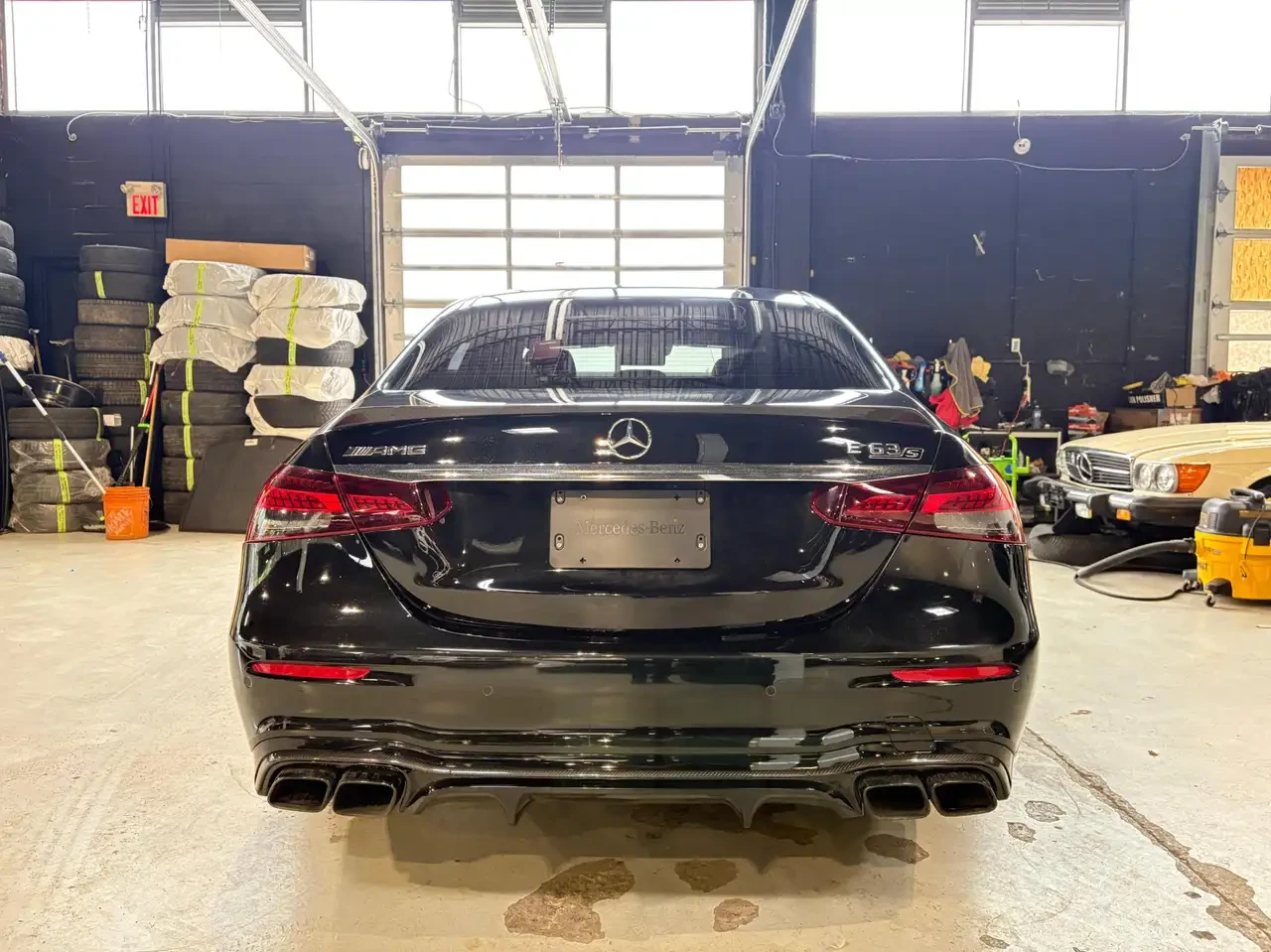 Mercedes-Benz E 55 AMG E 63 S 4MATIC+ Sedan* XTREMELY LOW KMS* 11 | Mobile.bg � ����������� 5