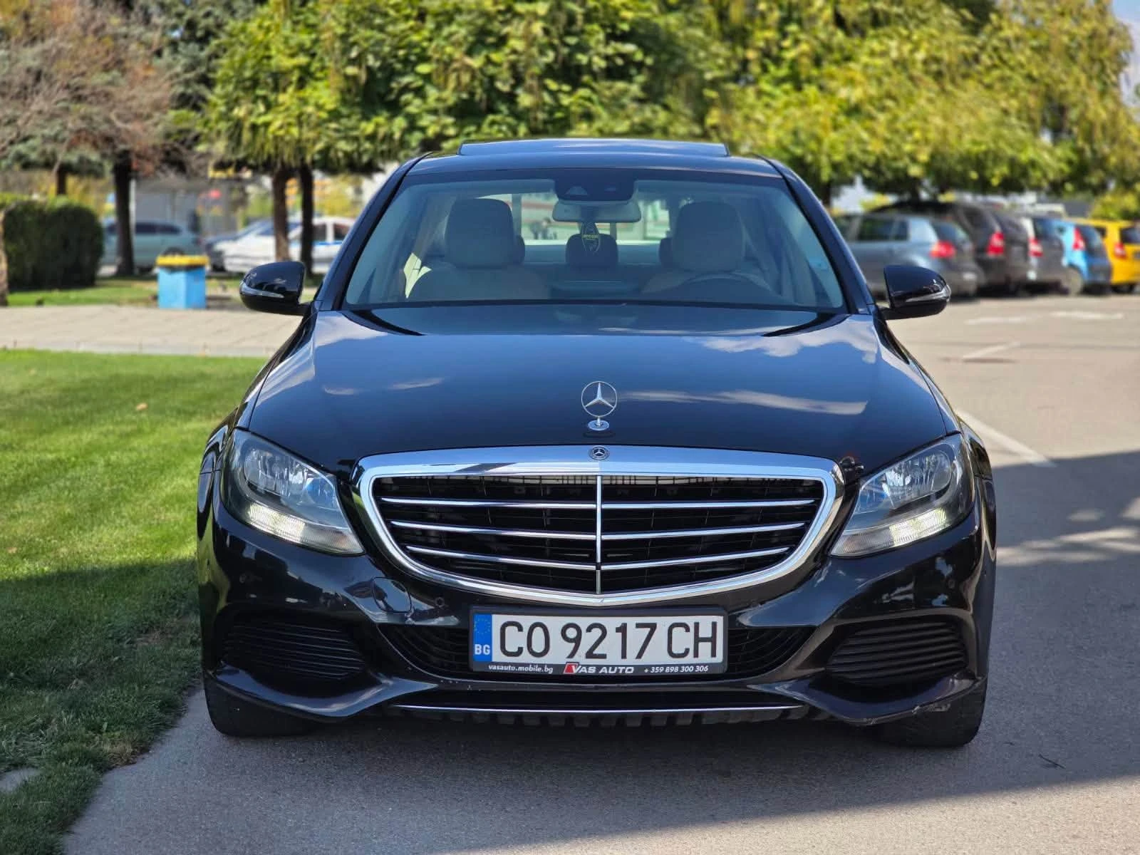 Mercedes-Benz C 220, снимка 2 - Автомобили и джипове - 56266375