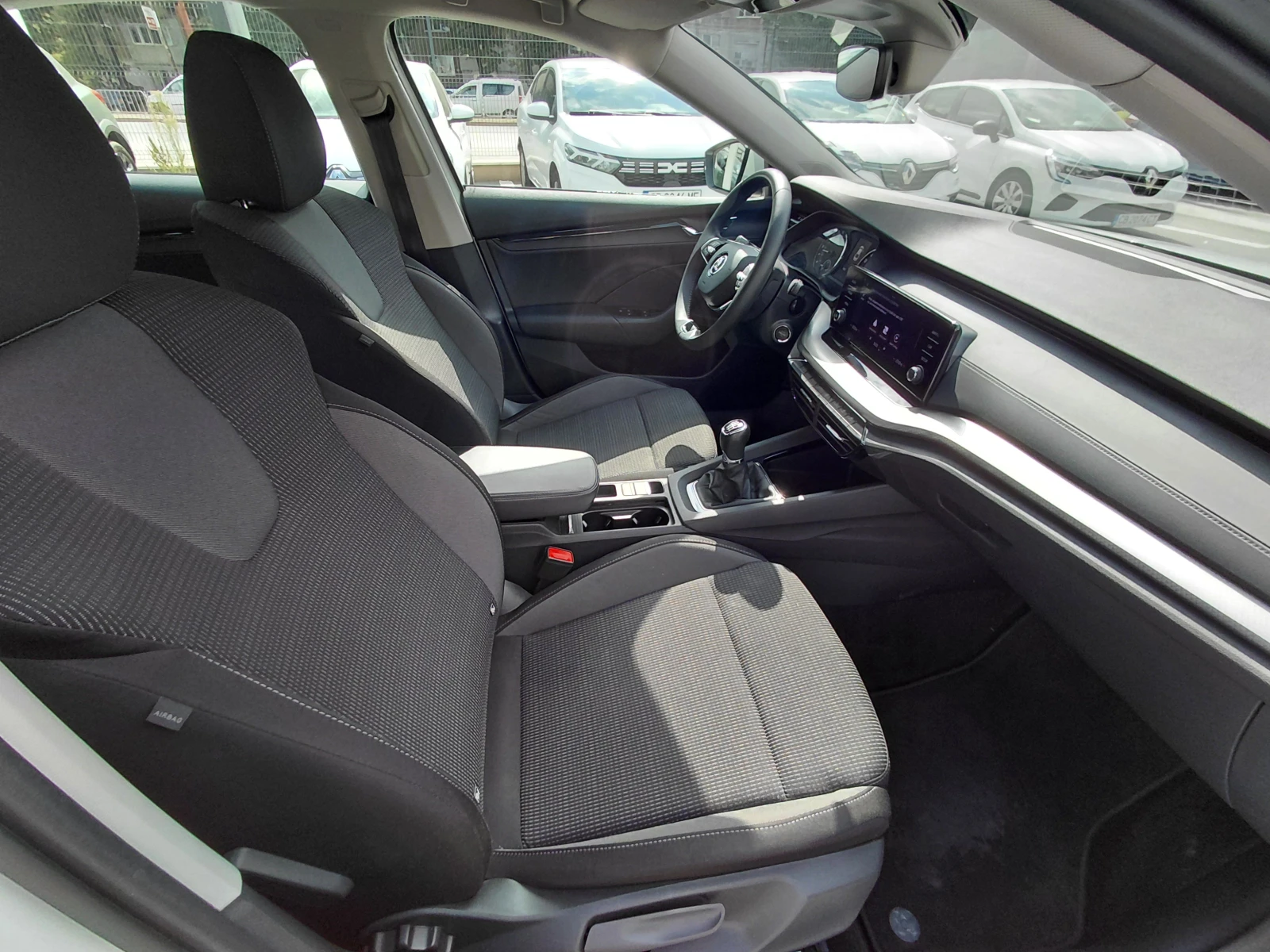 Skoda Octavia 2.0 TDI/115к.с/6MT/Ambition, снимка 12 - Автомобили и джипове - 56272006