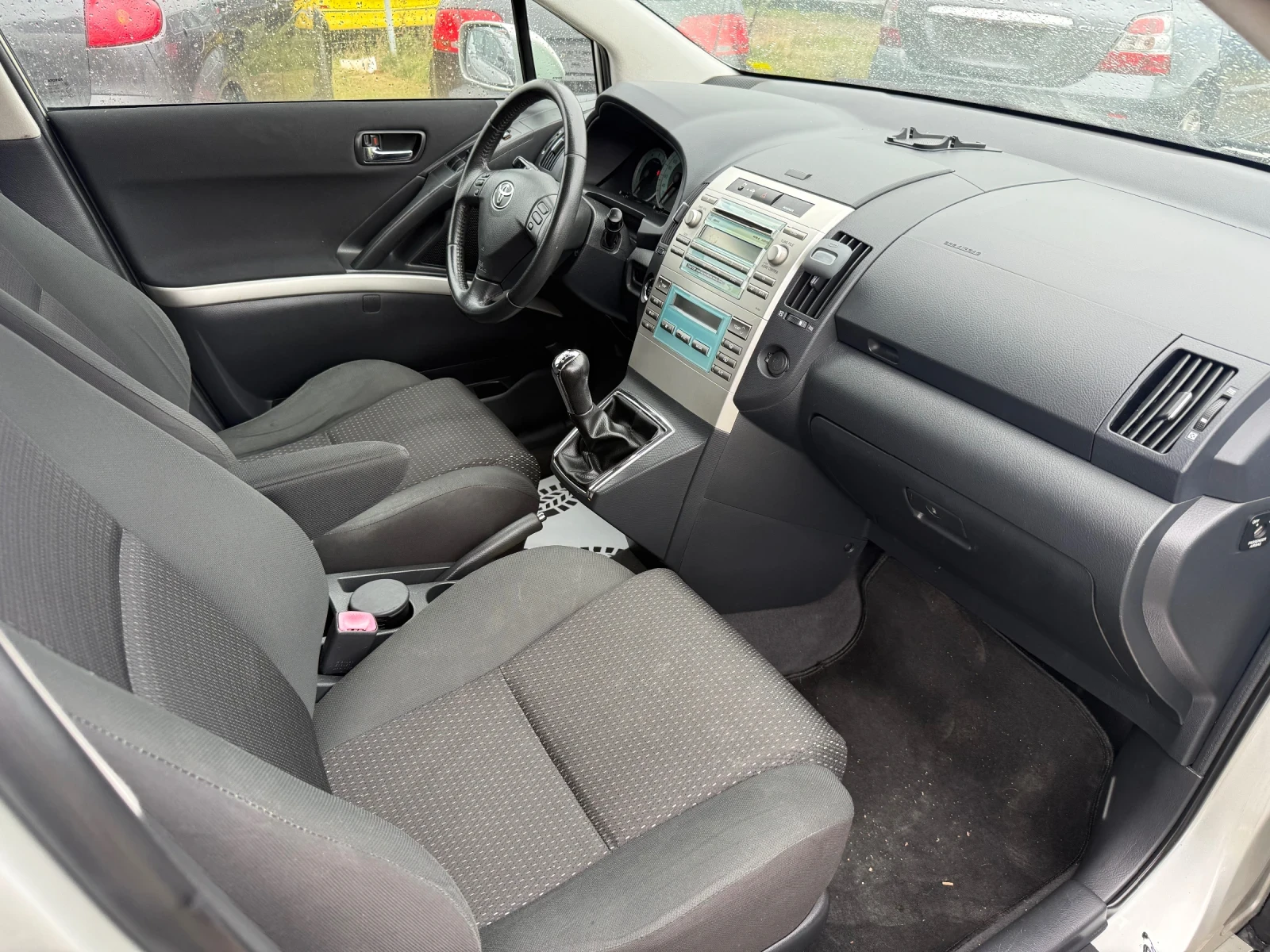 Toyota Corolla verso 2.2hdi 136k.c 6 �������� | Mobile.bg � ����������� 10