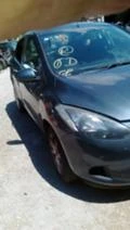 Mazda 2 1.3, снимка 4