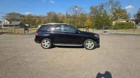 Mercedes-Benz ML 350 4MATIC* Keyless* Harmon* М.точка* Подгрев* Шибидах, снимка 4