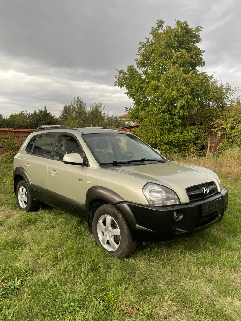 Hyundai Tucson, снимка 1 - Автомобили и джипове - 47776887