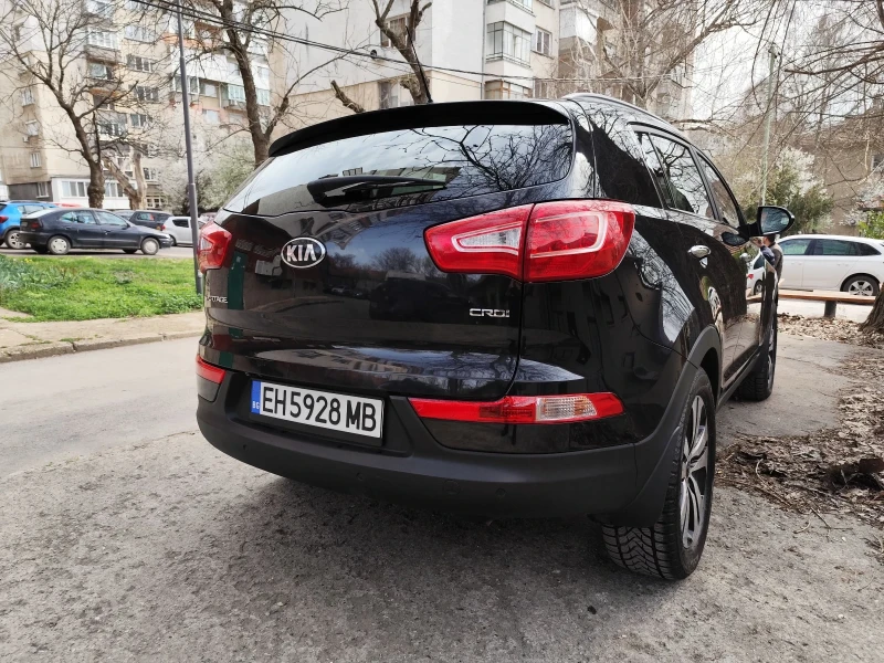 Kia Sportage, снимка 4 - Автомобили и джипове - 49516678