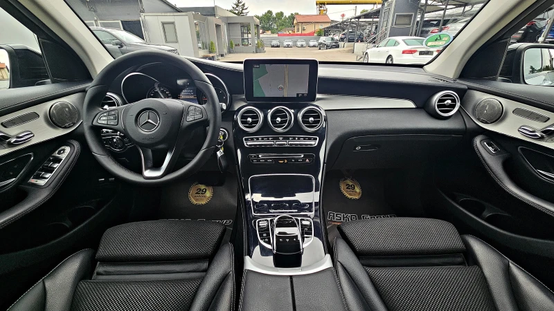 Mercedes-Benz GLC 250 ! 6.3AMG/GERMANY/DISTR/LINE ASYST/ПОДГРЕВ/ПАМЕТ/LI, снимка 9 - Автомобили и джипове - 51030110