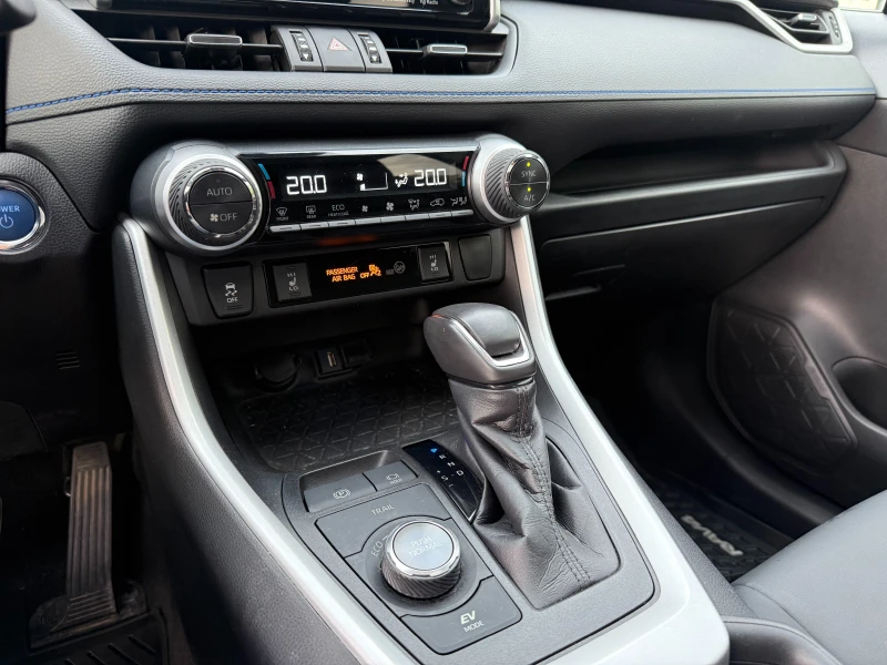Toyota Rav4 XSE HYBRID AWD, снимка 17 - Автомобили и джипове - 51416133