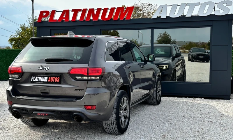 Jeep Grand cherokee 6.4/SRT/PANORAMA/FULL, снимка 9 - Автомобили и джипове - 52140339