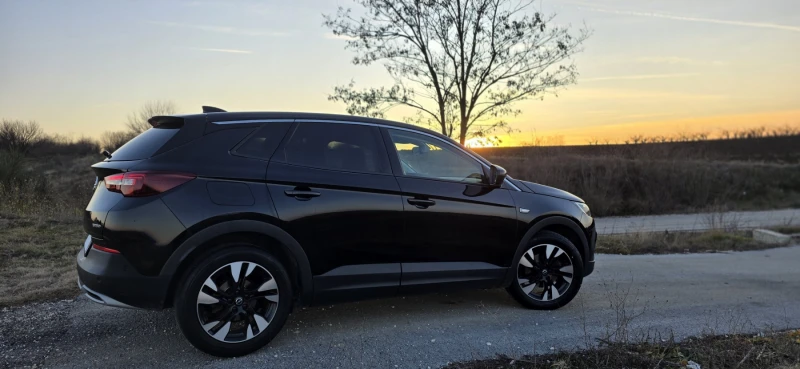 Opel Grandland X, снимка 6 - Автомобили и джипове - 52338001