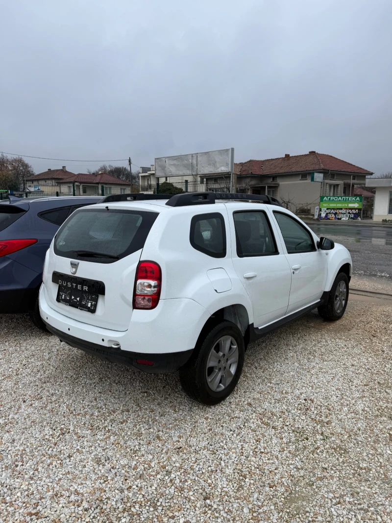 Dacia Duster 1.6 Бензин/ Газ, снимка 4 - Автомобили и джипове - 52840482