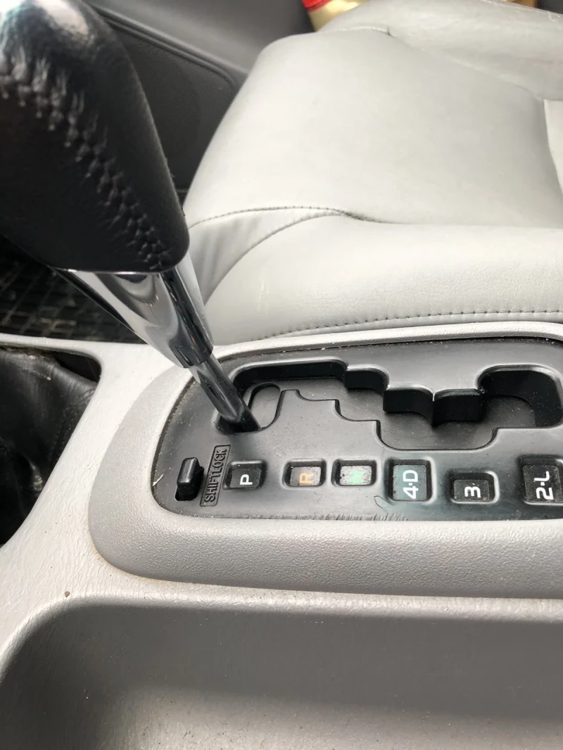 Toyota Hilux, снимка 15 - Автомобили и джипове - 53357244