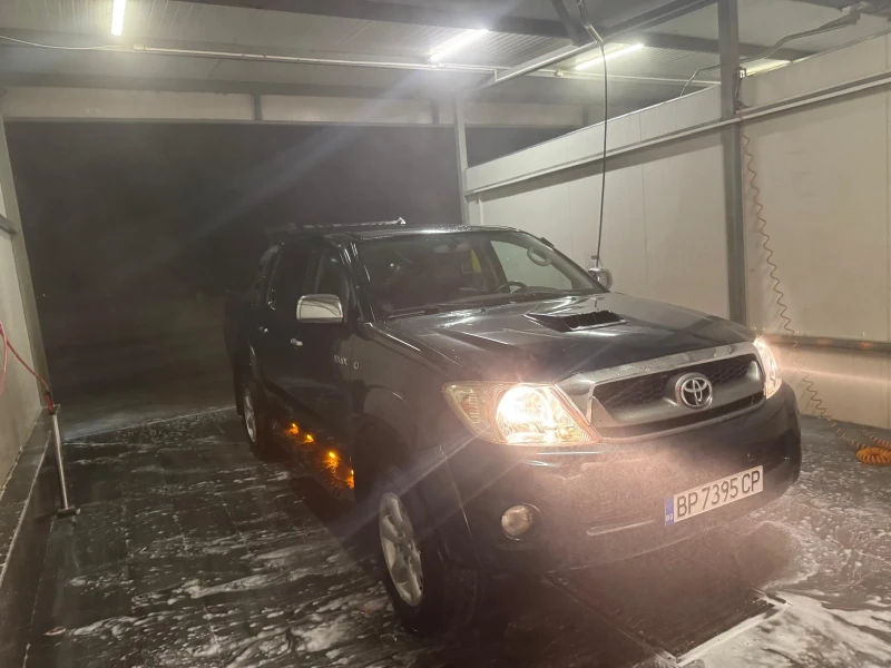 Toyota Hilux, снимка 5 - Автомобили и джипове - 53357244