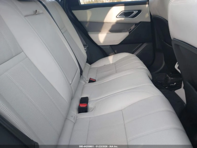 Land Rover Range Rover Velar 2l P250 S, снимка 8 - Автомобили и джипове - 53530663