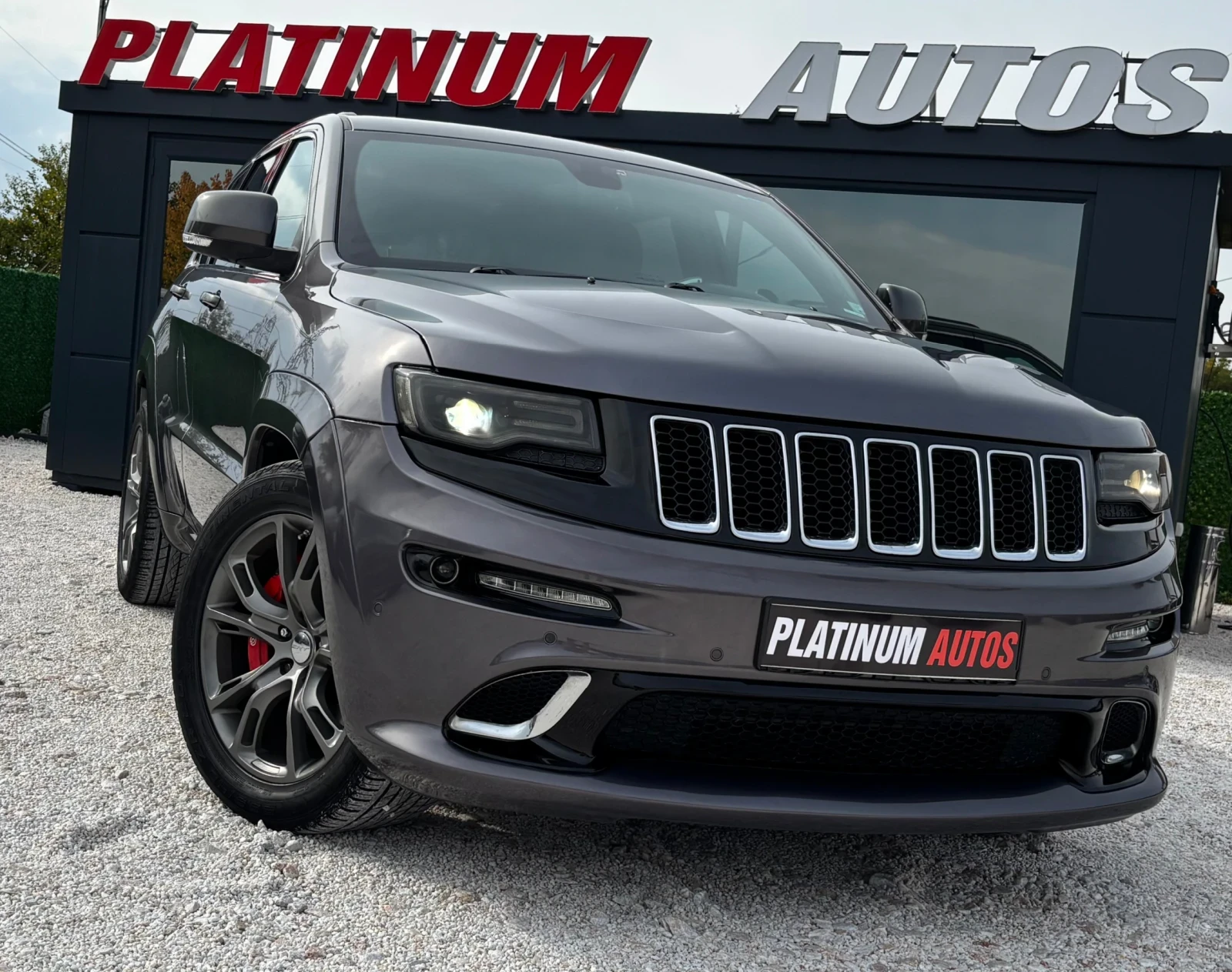 Jeep Grand cherokee 6.4/SRT/PANORAMA/FULL, снимка 1