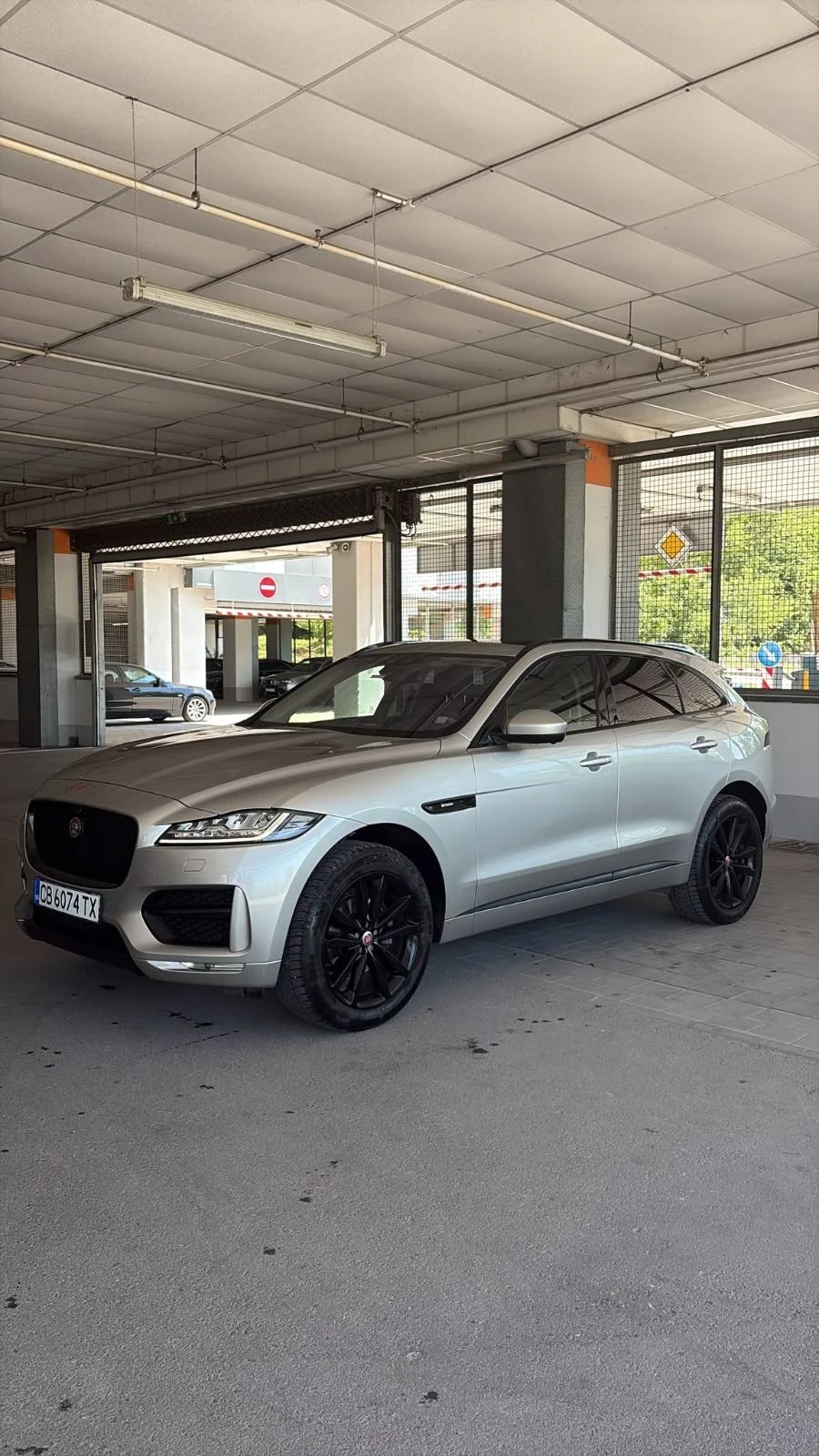 Jaguar F-PACE JAGUAR F- PACE  R-SPORT 4X4, снимка 2 - Автомобили и джипове - 54997908