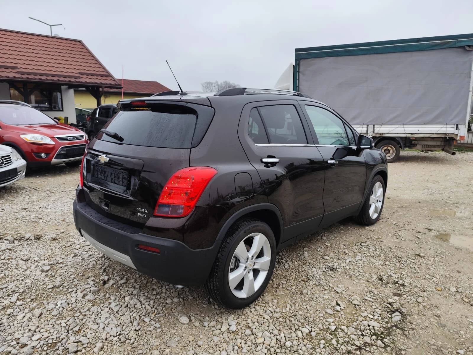 Chevrolet Trax 1.7  дизел 4х4 - изображение 5