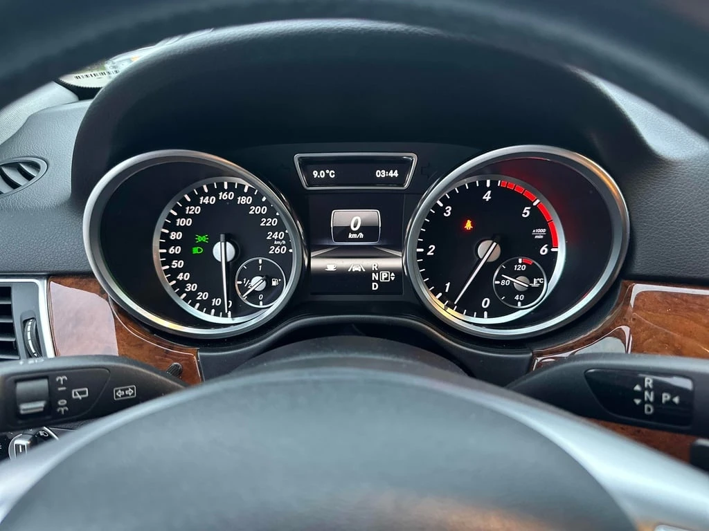 Mercedes-Benz ML * 350 BlueTEC * CARFAX * БЕЗ ПЪРВОНАЧАЛНА ВНОСКА - изображение 8