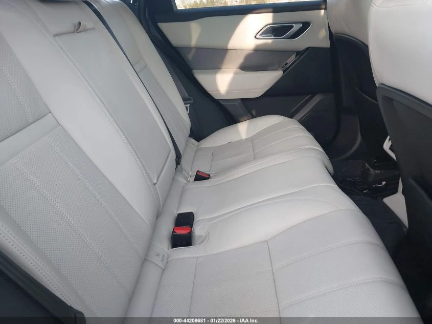 Land Rover Range Rover Velar 2l P250 S - изображение 8