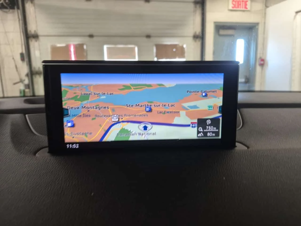 Audi Q7 3.0T KOMFORT /CARFAX/2 КЛЮЧА/ПОДГРЕВ/ПАНО/ПАМЕТ/, снимка 11 - Автомобили и джипове - 54000941