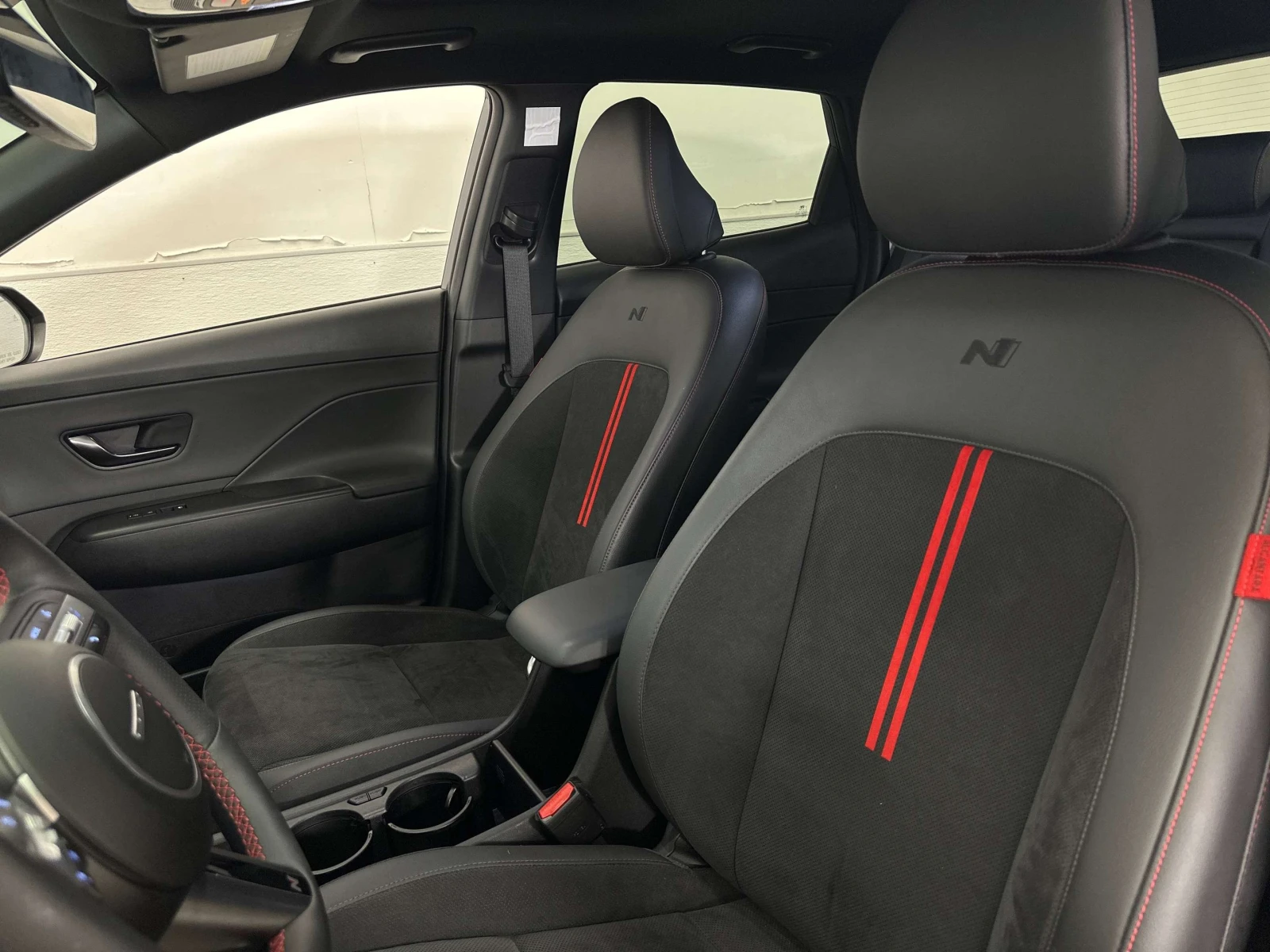 Hyundai Kona 4X4 1.6 TURBO/КОЖА, ЦЕНА ДО БГ, снимка 11 - Автомобили и джипове - 54989594