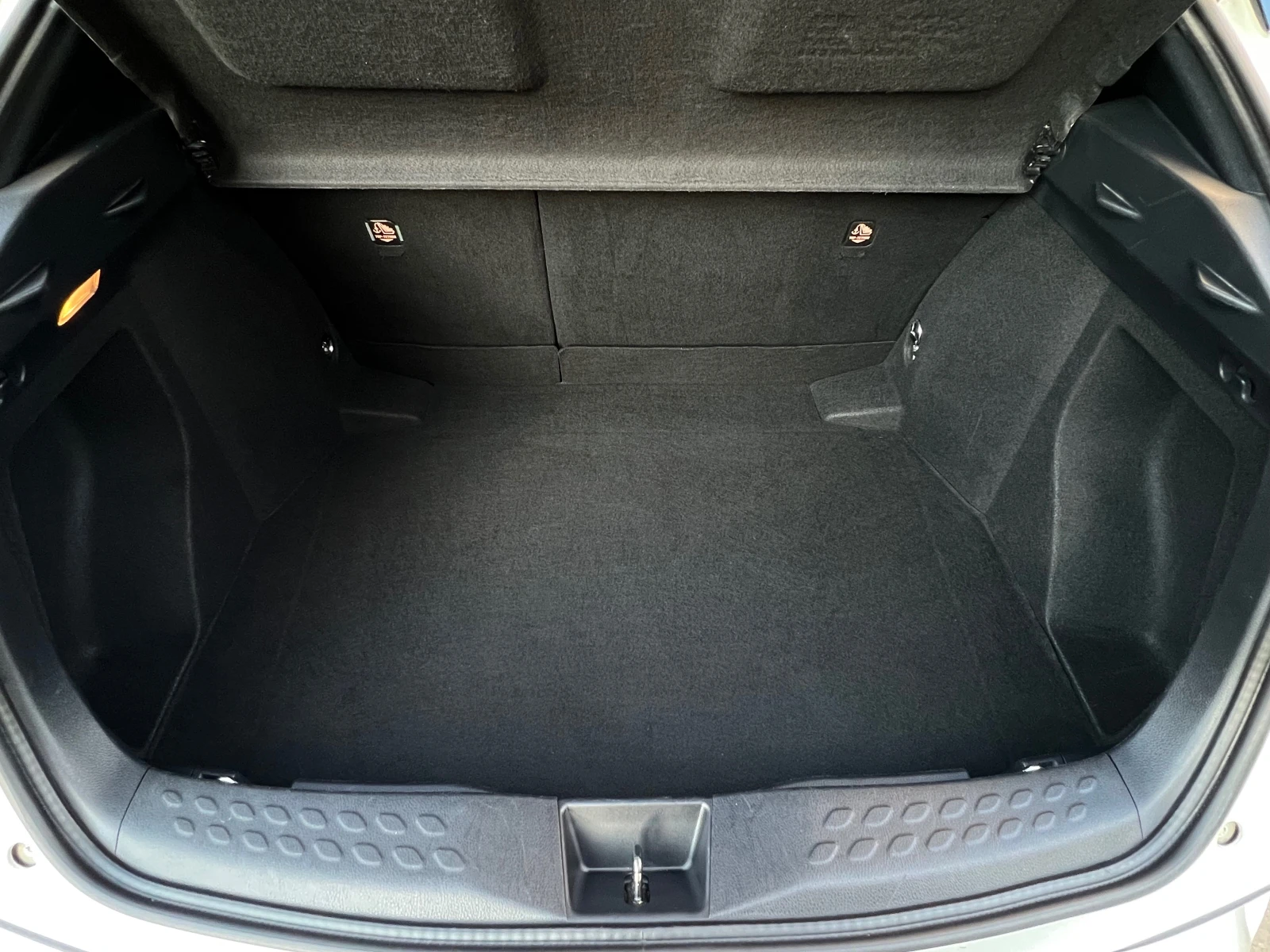 Toyota C-HR 1.8 122hp HYBRID LOUNGE КОЖА, снимка 16 - Автомобили и джипове - 55150305