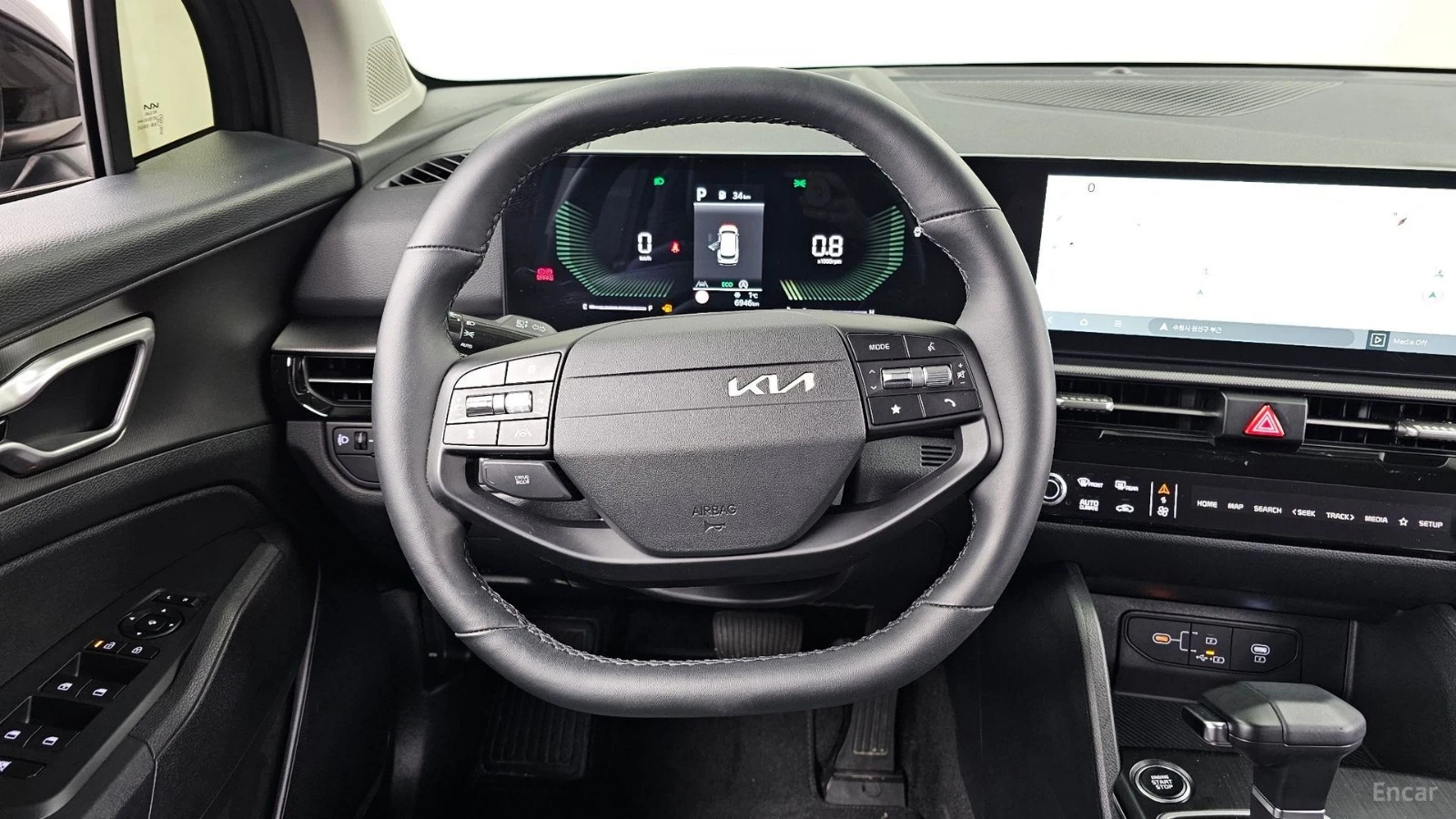 Kia Sportage Prestige* ПОДГРЕВ* ОБДУХВАНЕ* ДИСТРОНИК* КАМЕРА* , снимка 6 - Автомобили и джипове - 55513073