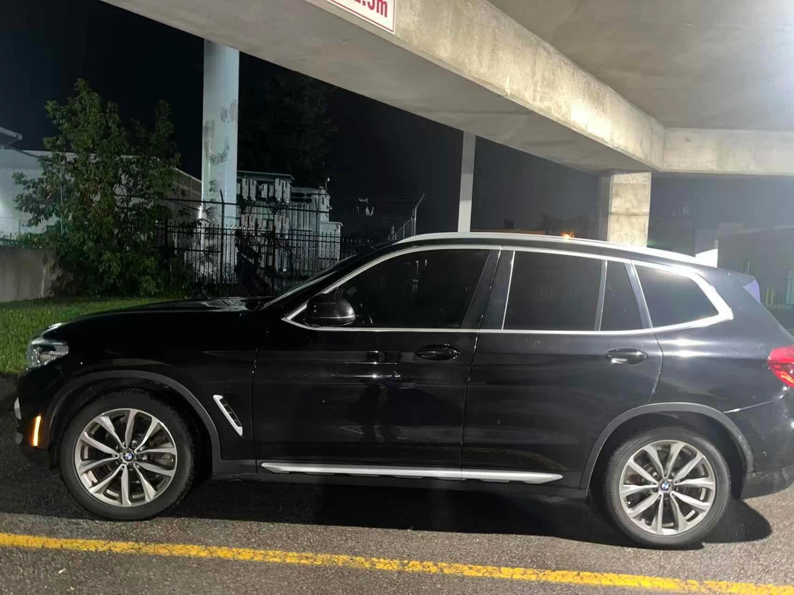 BMW X3 * xDrive30i * CARFAX * ОПЦИЯ ЗА ФИНАНСИРАНЕ , снимка 2 - Автомобили и джипове - 55979859
