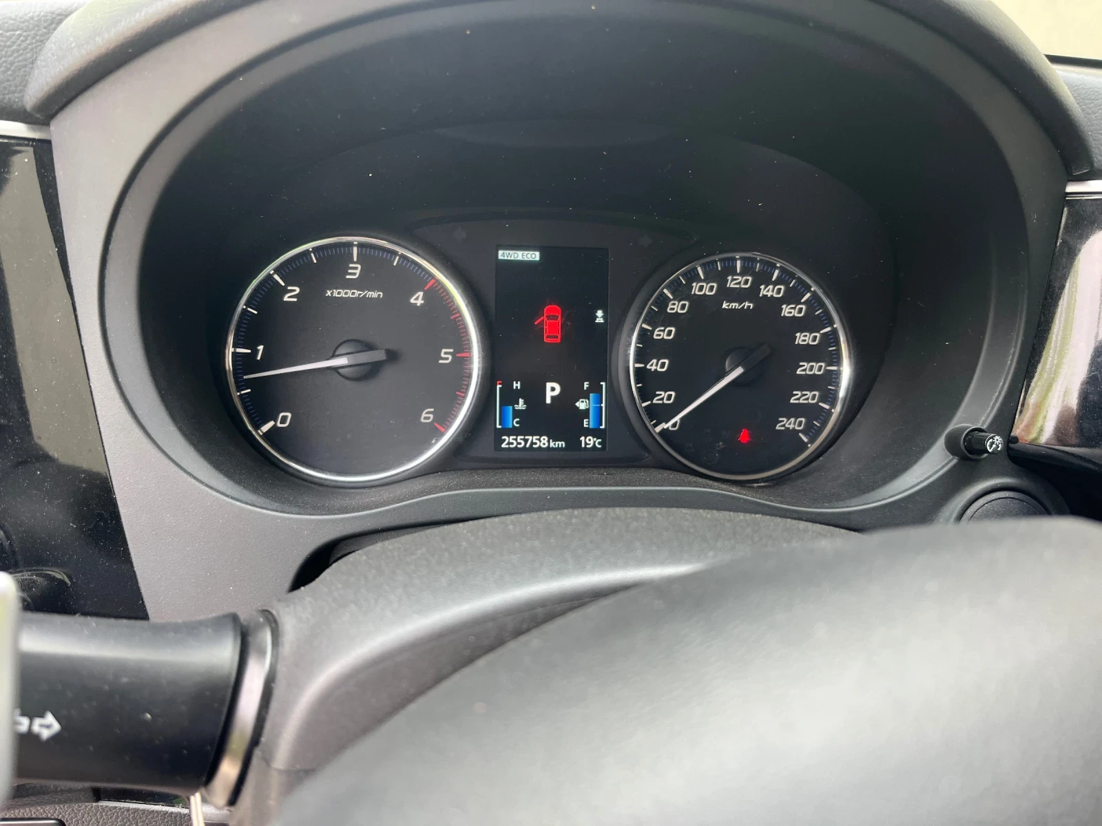 Mitsubishi Outlander 2.2 ����� �������!4�4 | Mobile.bg � ����������� 9