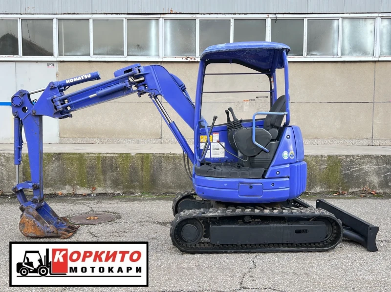 Багер Komatsu 3 Тона / Джойстици / Като Нов!!!, снимка 2 - Индустриална техника - 48587560