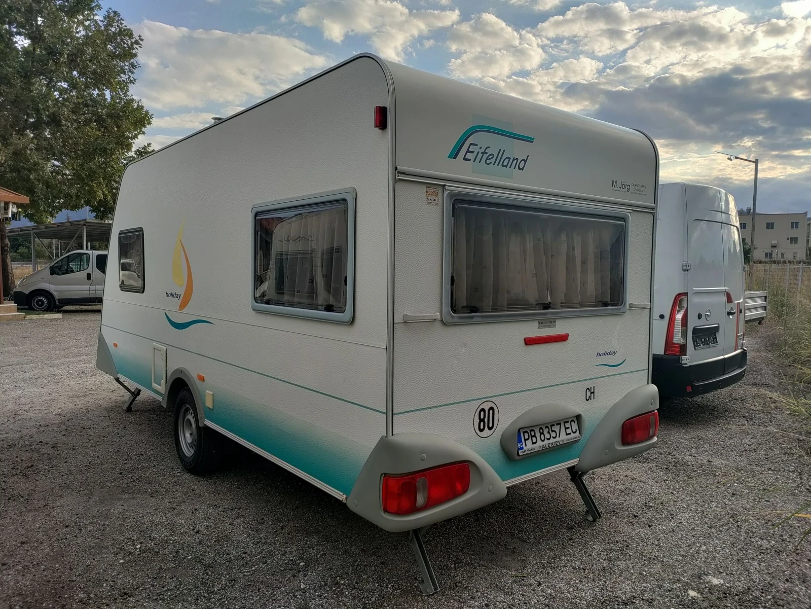 Каравана Knaus Eifelland 450 Тента 2005 - изображение 3