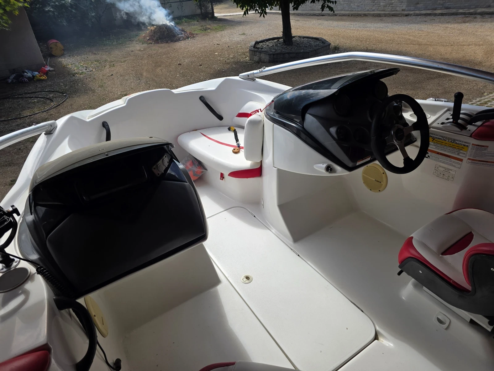 Моторна яхта Bombardier Sea Doo Спидстер200 - изображение 4