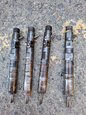 Продавам части за Дачия логан 1.5 дизел ръчка, снимка 7