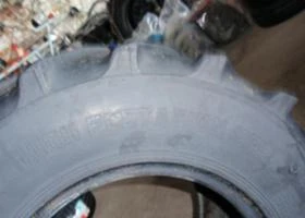 Гуми, снимка 4