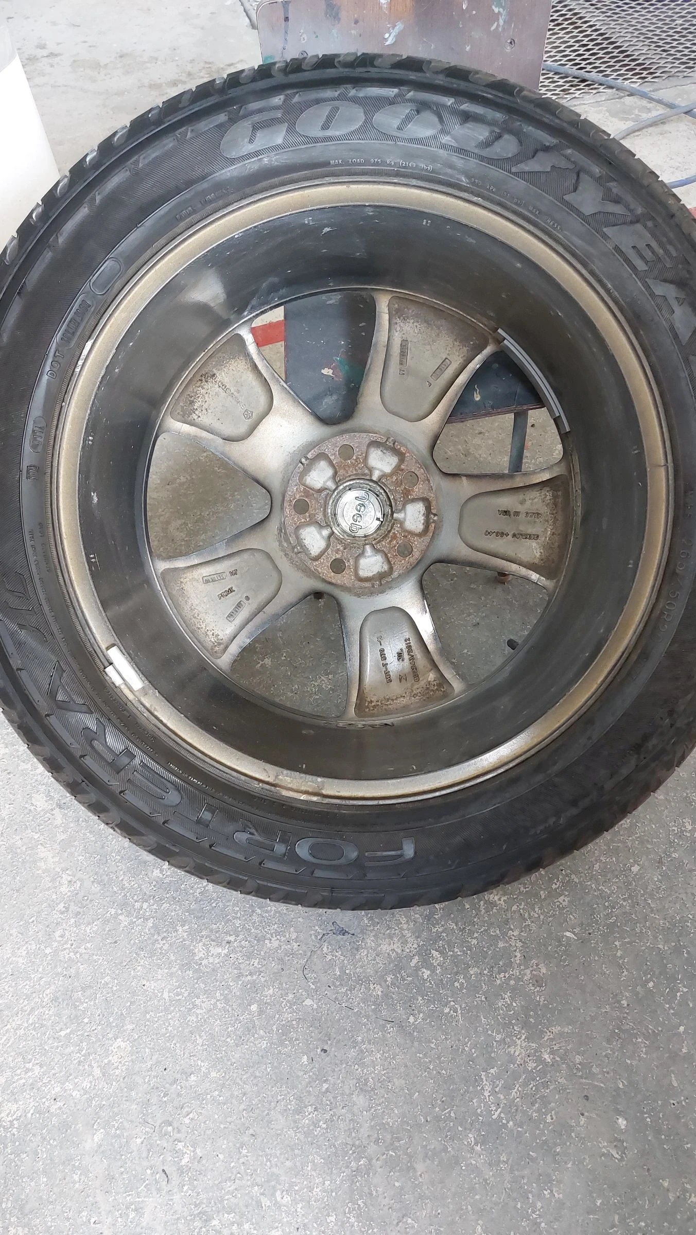    265/50R20  Jeep Grand cherokee | Mobile.bg   9