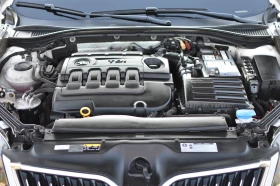 Skoda Superb 2.0 TDI LAURIN & KLEMENT 4X4 DSG AUTOMAT, снимка 13