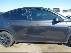 Tesla Model Y Long Range Dual Motor All-Wheel Drive, снимка 13