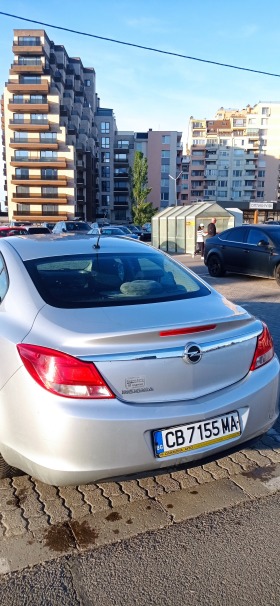 Opel Insignia, снимка 6 - Автомобили и джипове - 45323659