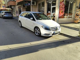 Mercedes-Benz B 180, снимка 6