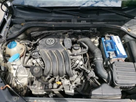 VW Jetta 2.0 115 Gas, снимка 13