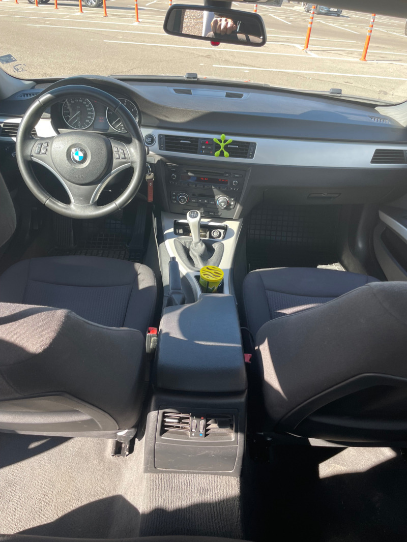 BMW 320 320 d 2.0, снимка 12 - Автомобили и джипове - 45250717