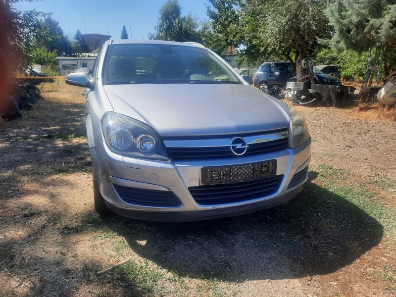 Opel Astra 1.8 i, снимка 6 - Автомобили и джипове - 46584543