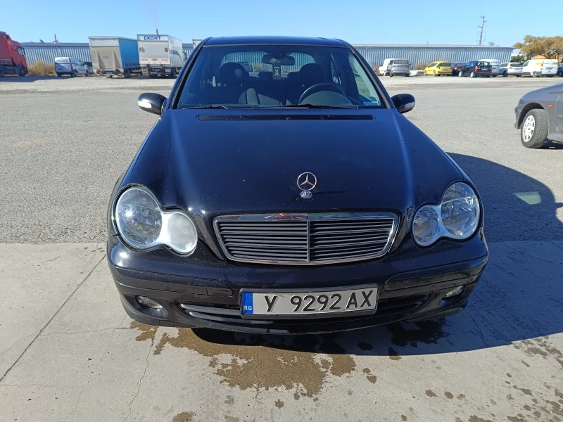 Mercedes-Benz C 200, снимка 3 - Автомобили и джипове - 48731662