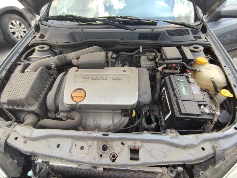 Opel Astra L4 DOHC 16V, снимка 4 - Автомобили и джипове - 48353872