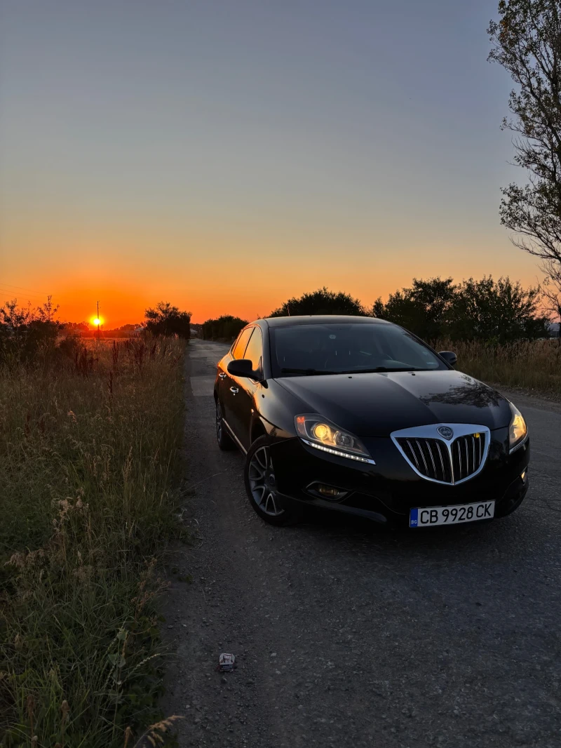 Lancia Delta, снимка 7 - Автомобили и джипове - 52320401