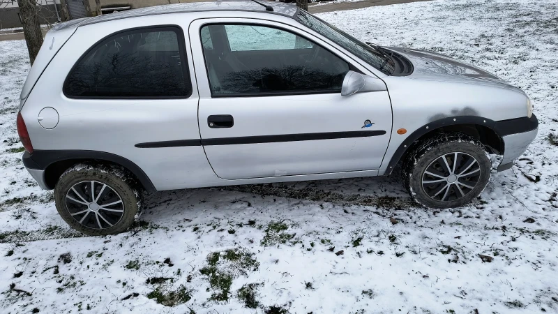 Opel Corsa, снимка 3 - Автомобили и джипове - 52904543
