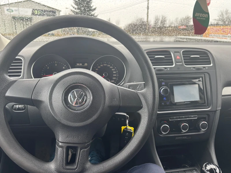 VW Golf НОВ ВНОС, снимка 10 - Автомобили и джипове - 53305326