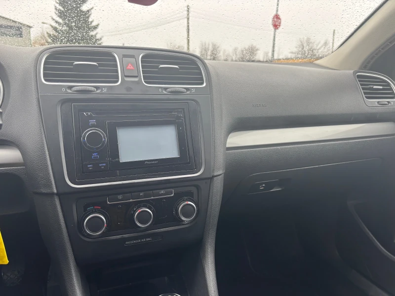 VW Golf НОВ ВНОС, снимка 11 - Автомобили и джипове - 53305326