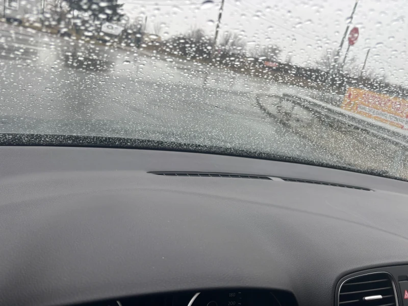 VW Golf НОВ ВНОС, снимка 14 - Автомобили и джипове - 53305326