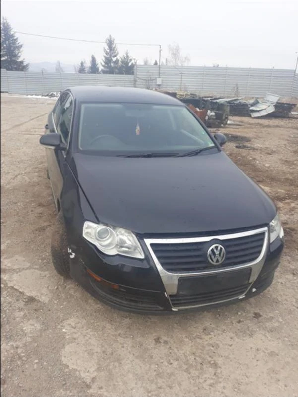 VW Passat 2.0 tdi, снимка 4 - Автомобили и джипове - 46822817