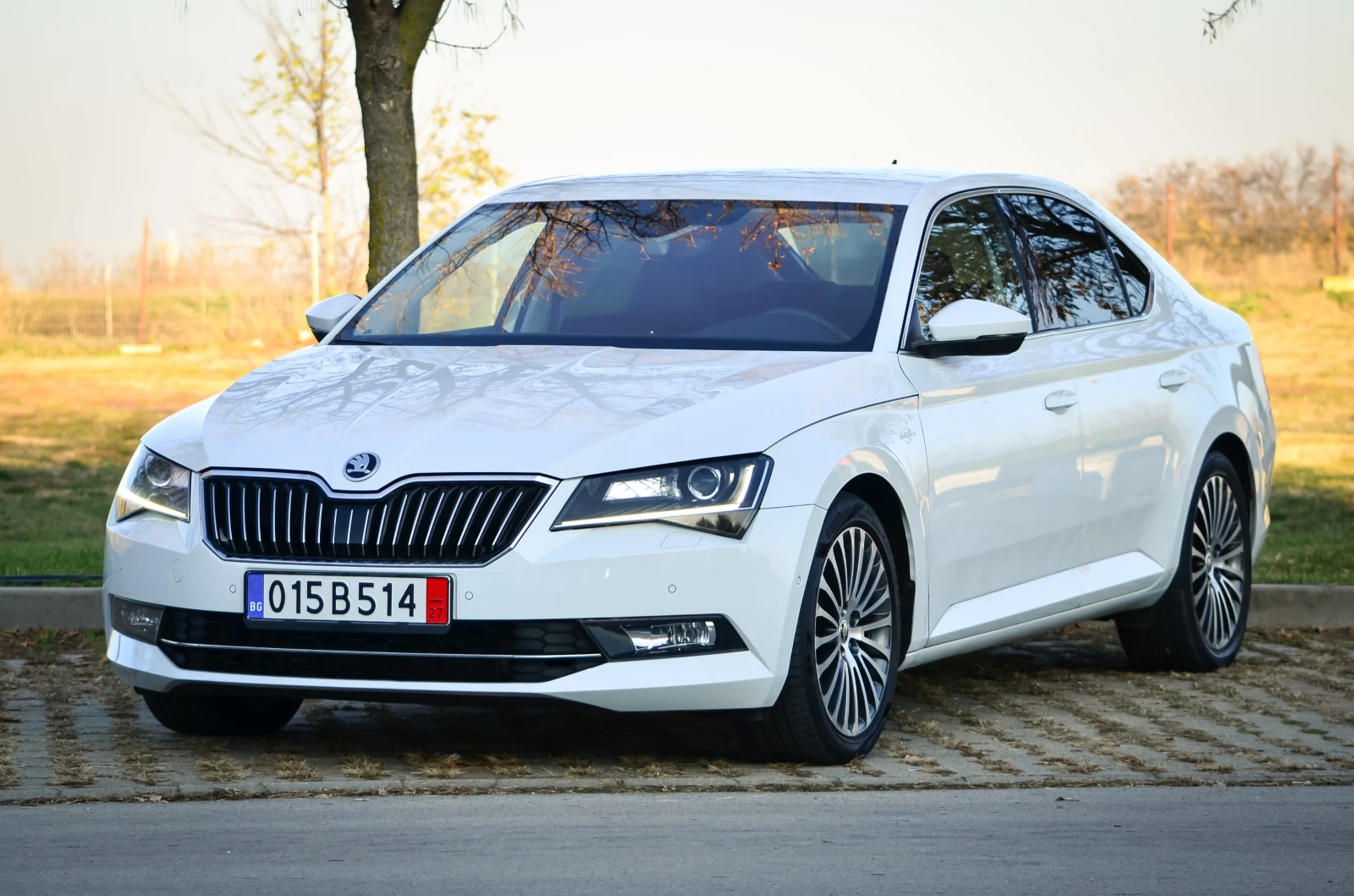 Skoda Superb 2.0 TDI LAURIN & KLEMENT 4X4 DSG AUTOMAT, снимка 1