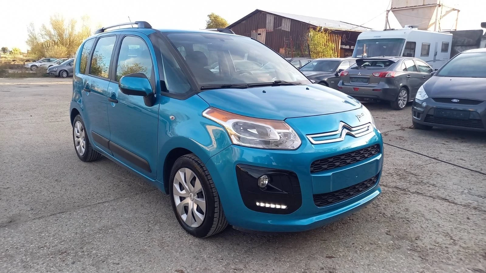 Citroen C3 Picasso 1.6i/Бензин/165000км./CH - изображение 2